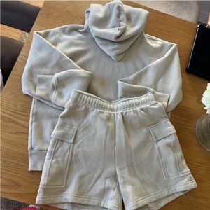 Aritzia TNA Sweatfleece Set